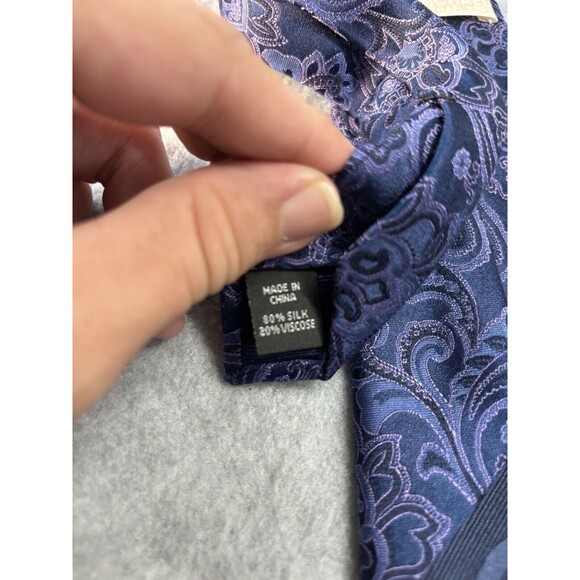 Michael Kors Tie Silk Purple Blue Paisley L:61” W:3” Men's Neck Tie - Picture 8 of 10